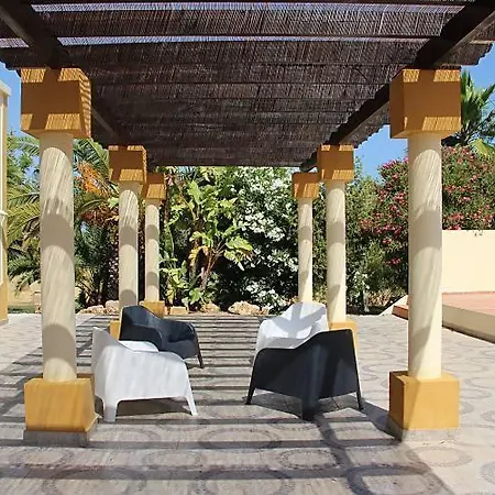 Farm stay Quinta Amoreira - Refugio Adultos *
