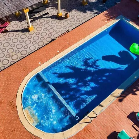 Quinta Amoreira - Refugio Adultos Carvoeiro (Lagoa)