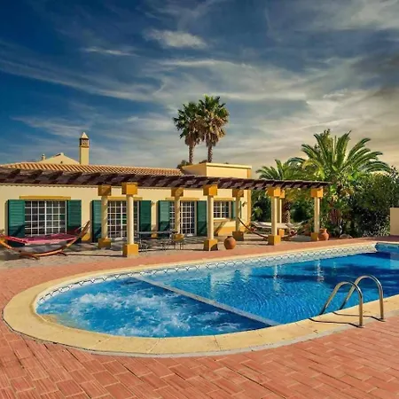 Farm stay Quinta Amoreira - Refugio Adultos *